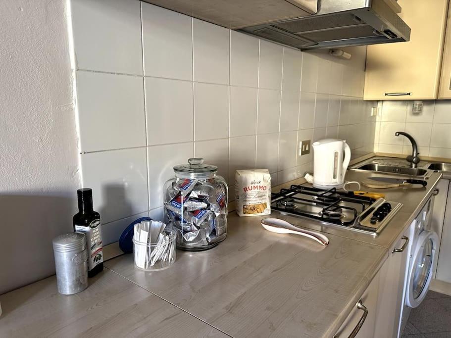 Bilocale Del Sole A Due Passi Dalla Stazione Apartamento Florencia